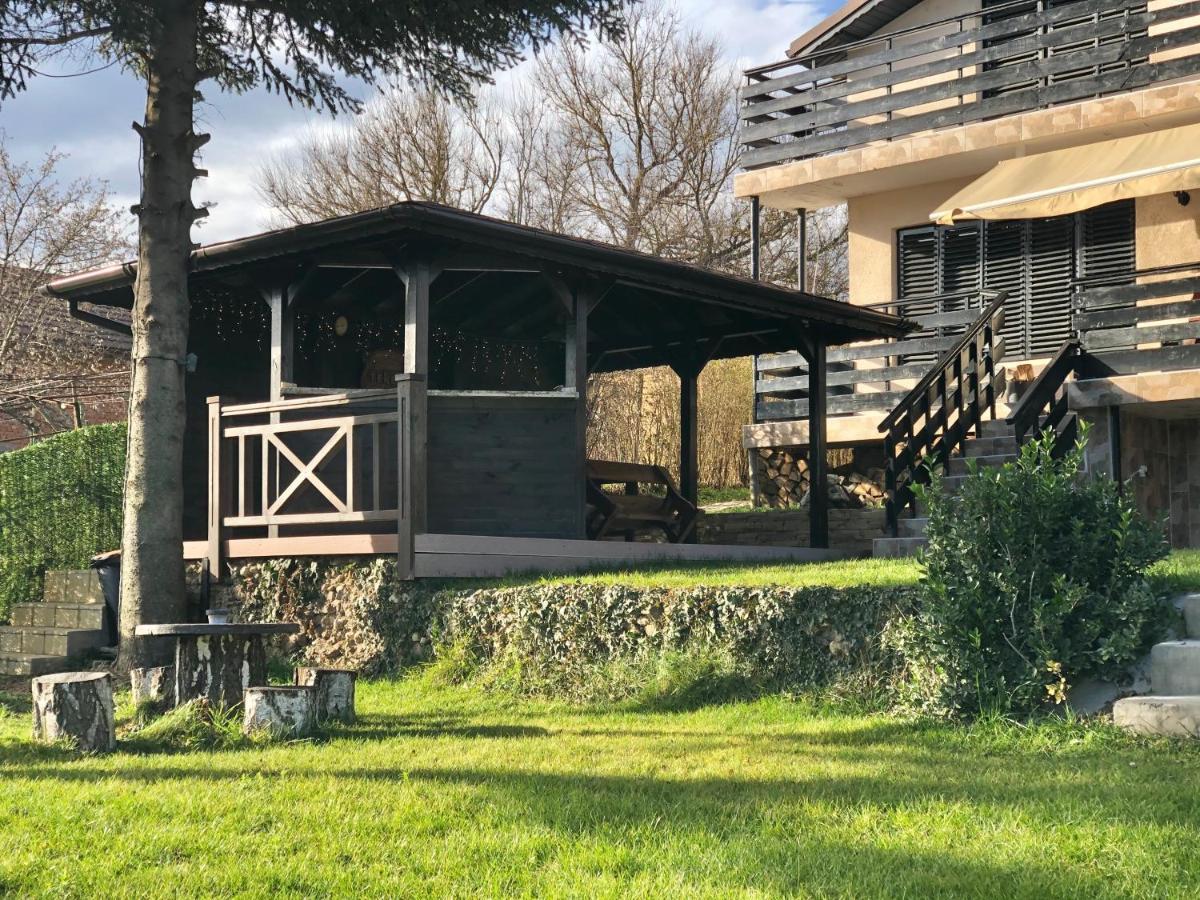 Къща за гости Вила Теkето I Family Guest House Villa Teketo Nikolovo Екстериор снимка
