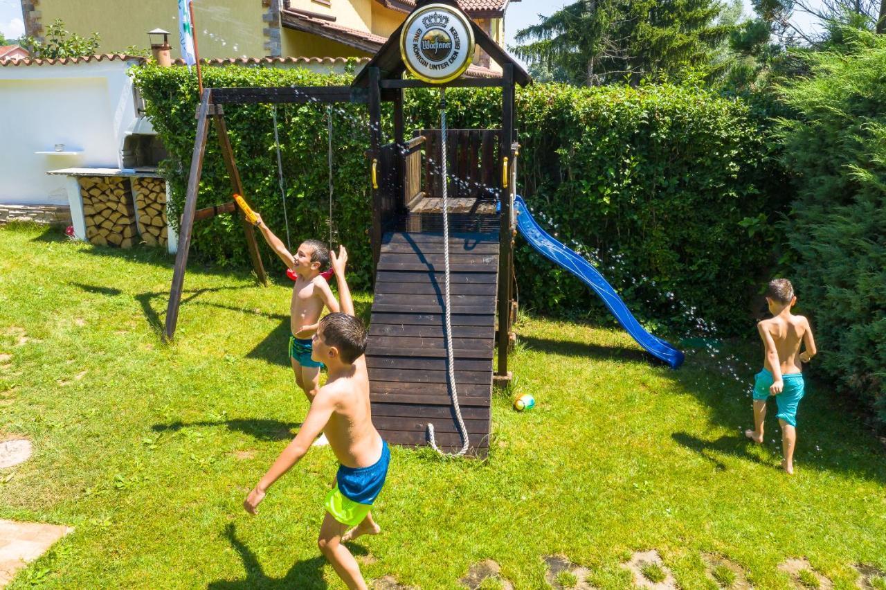 Къща за гости Вила Теkето I Family Guest House Villa Teketo Nikolovo Екстериор снимка